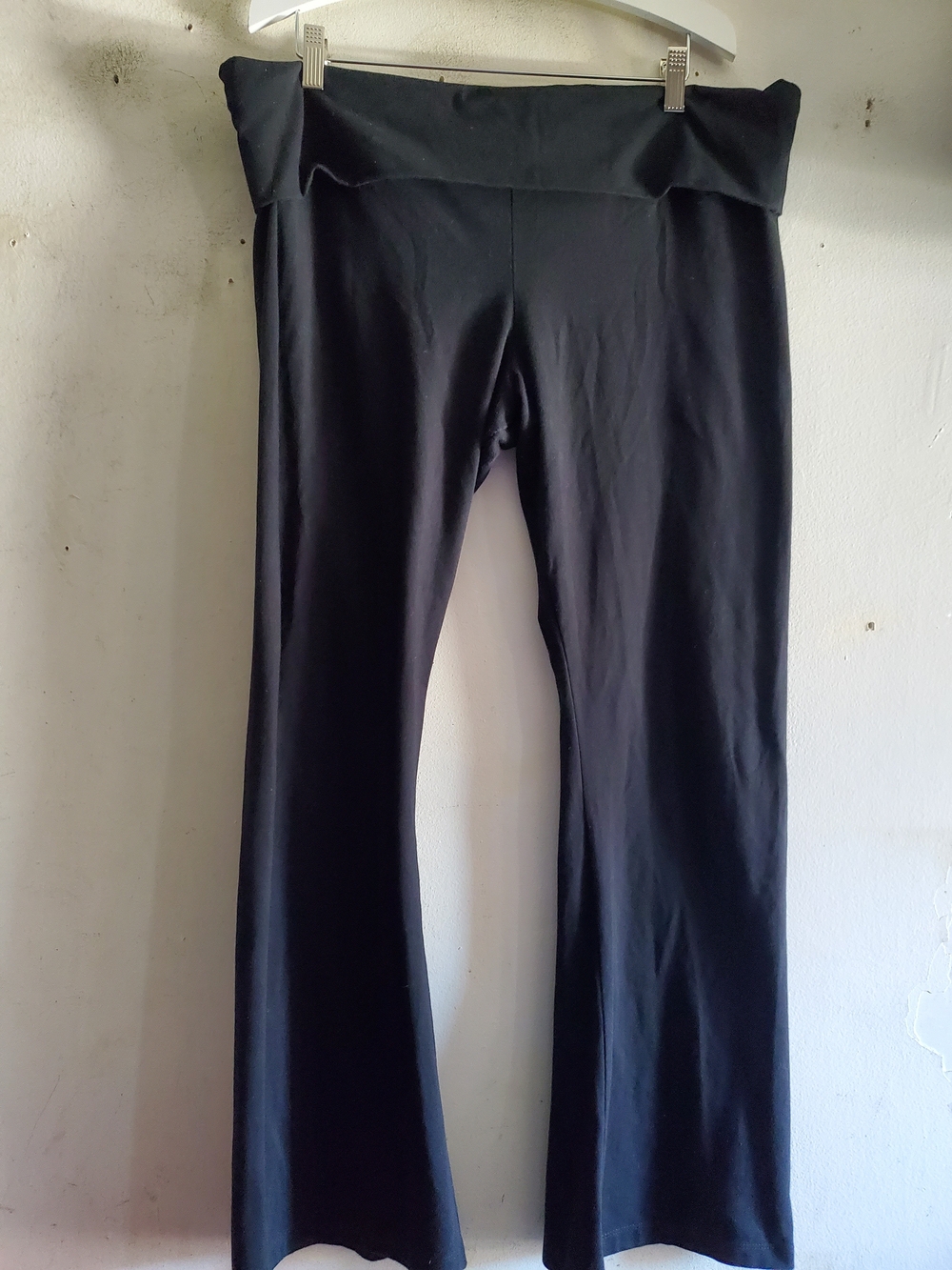 Pink Women's Black Fold-Over Waist Yoga Pants Flare.